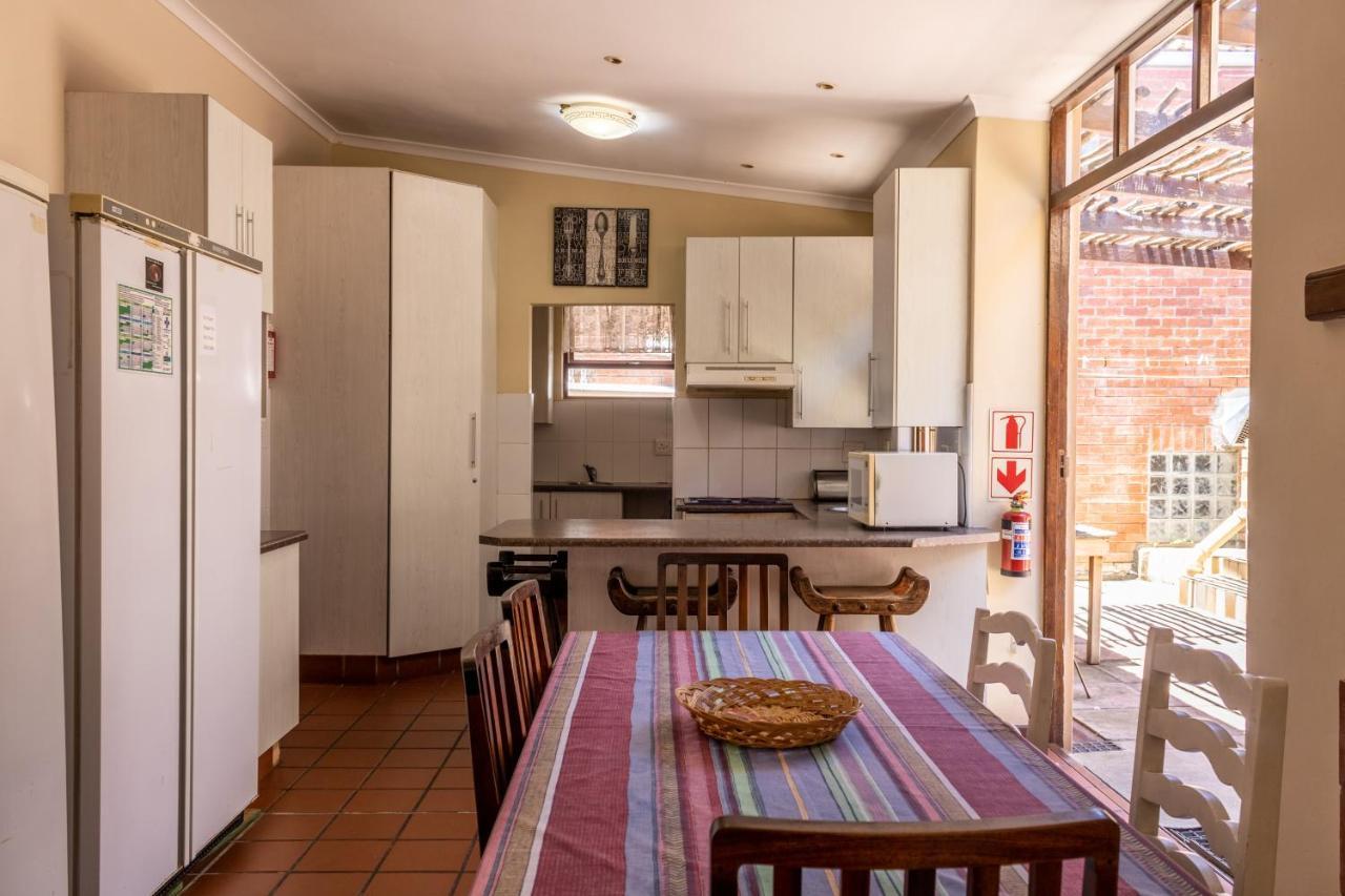 Bay Vista Guesthouse モーセル・ベイ エクステリア 写真